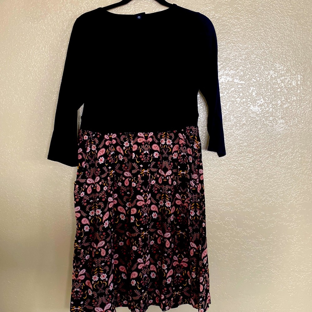Short/mid length dress long sleeves